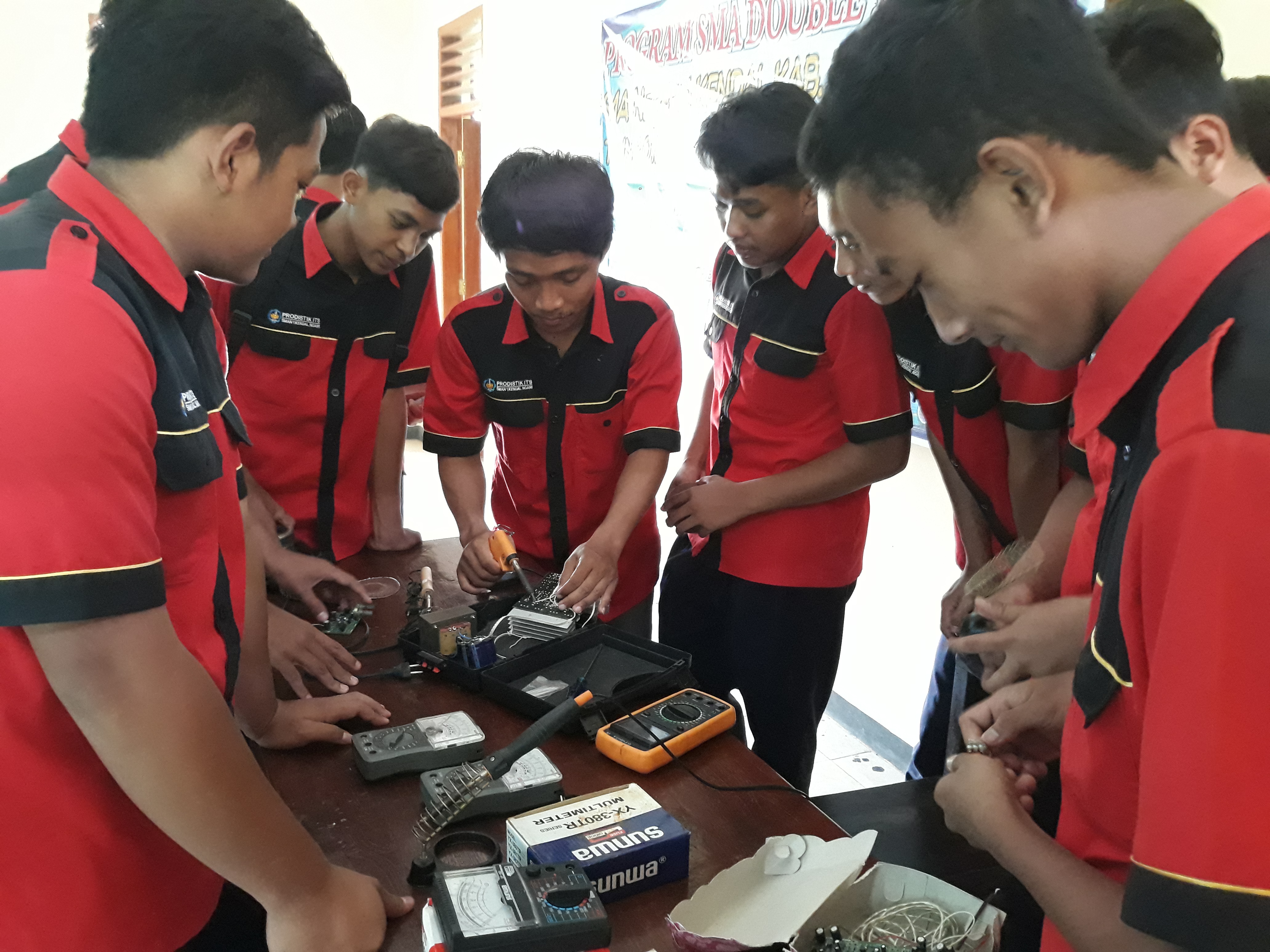 Sma Negeri 1 Kendal Plus Entrepreneur