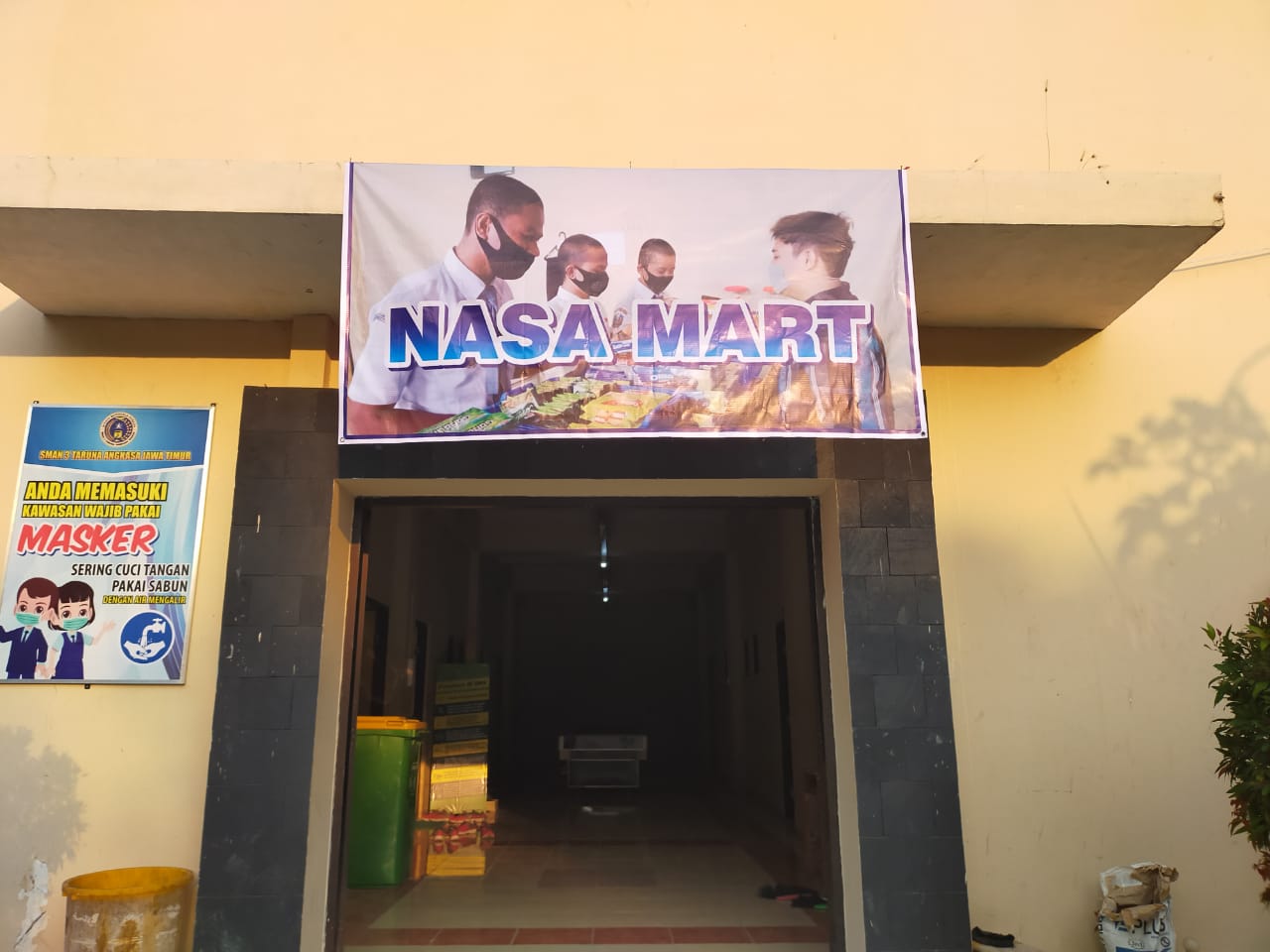 Inovasi Pengadaan Minimarket Ãƒâ¢Ã¢Â€Šâ¬Ã…Â€Œnasa Martãƒâ¢Ã¢Â€Šâ¬Ã‚Â Sebagai Upaya Pemenuhan Kebutuhan Siswa Di Lingkungan Sman 3 Taruna Angkasa Madiun