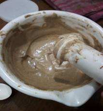 Pemanfaatan Limbah Kulit Kacang Tanah Sebagai Bahan Pembuatan Pasta Gigi Peanut Waste