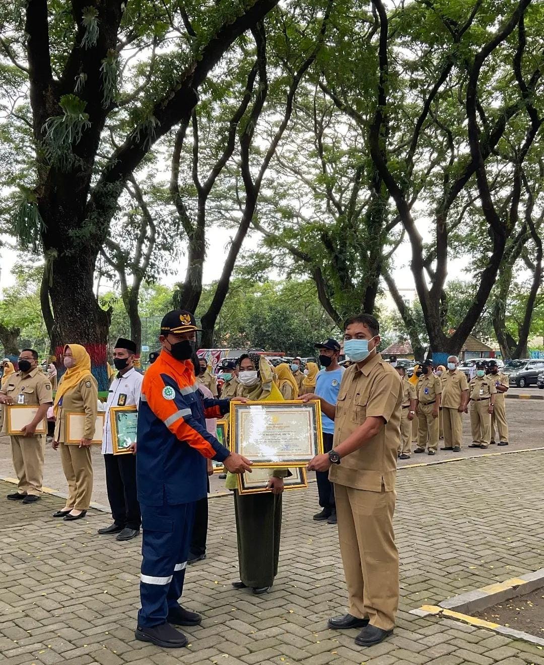 SEKOLAH ADIWIYATA KOTA MADIUN