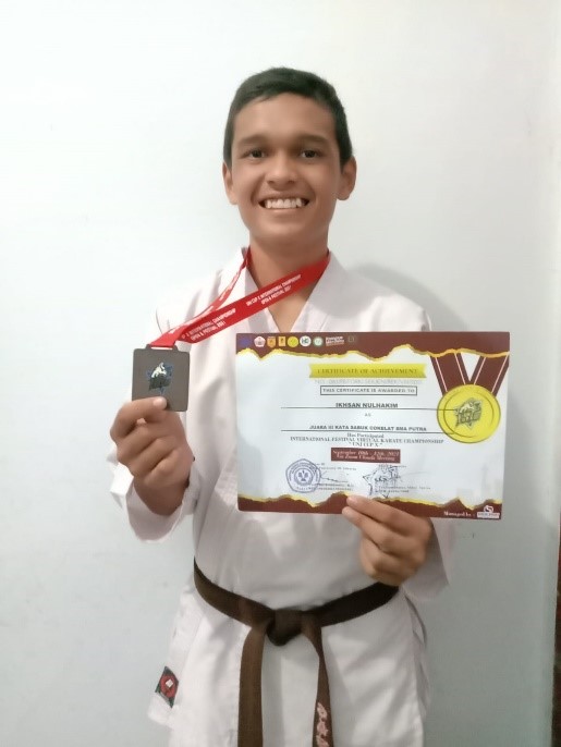 Juara 3 Kata Sabuk Cokelat SMA Putra Pada International Festival Virtual Karate Championship â€œUNJ CUP Xâ€ ews Generation Olympiad 3 Yang Diselenggarakan Via Zoom Clouds Meeting Pada Tanggal 10 September 2021 S/D 12 September 2021 