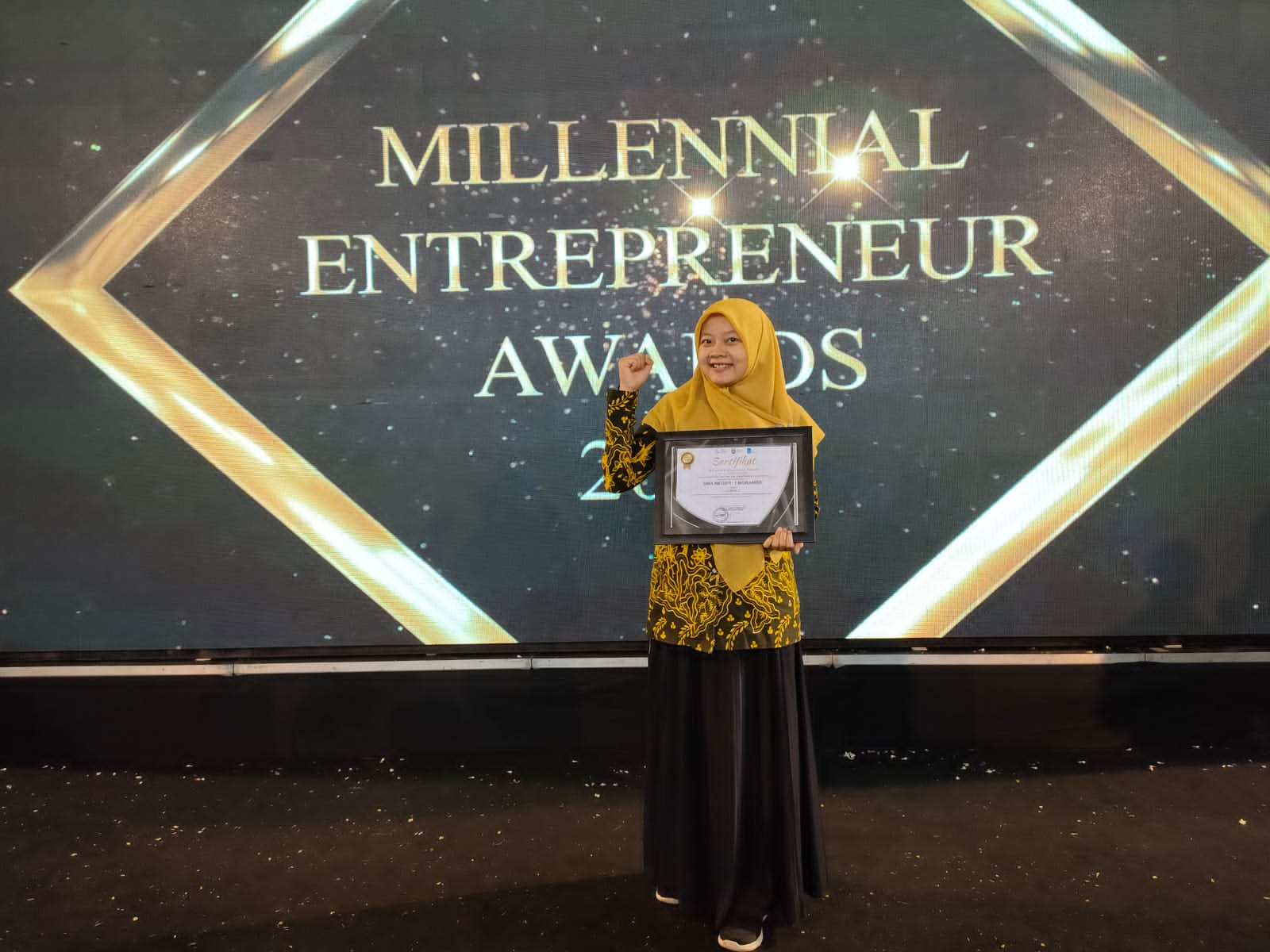 Millennial Entrepreneur Awards Double Track 2022 - Video Pembelajaran Tata Kecantikan