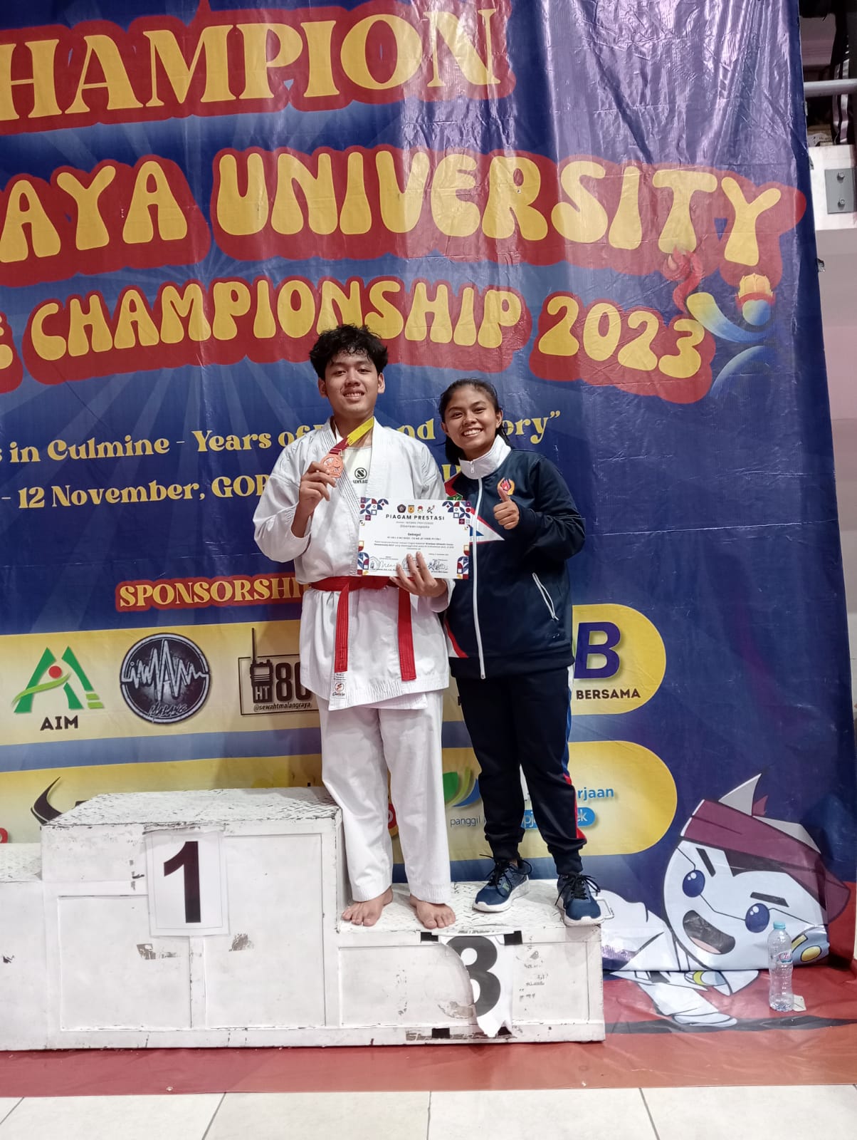 KARATE Kumite Perorangan -76kg Junior Putra