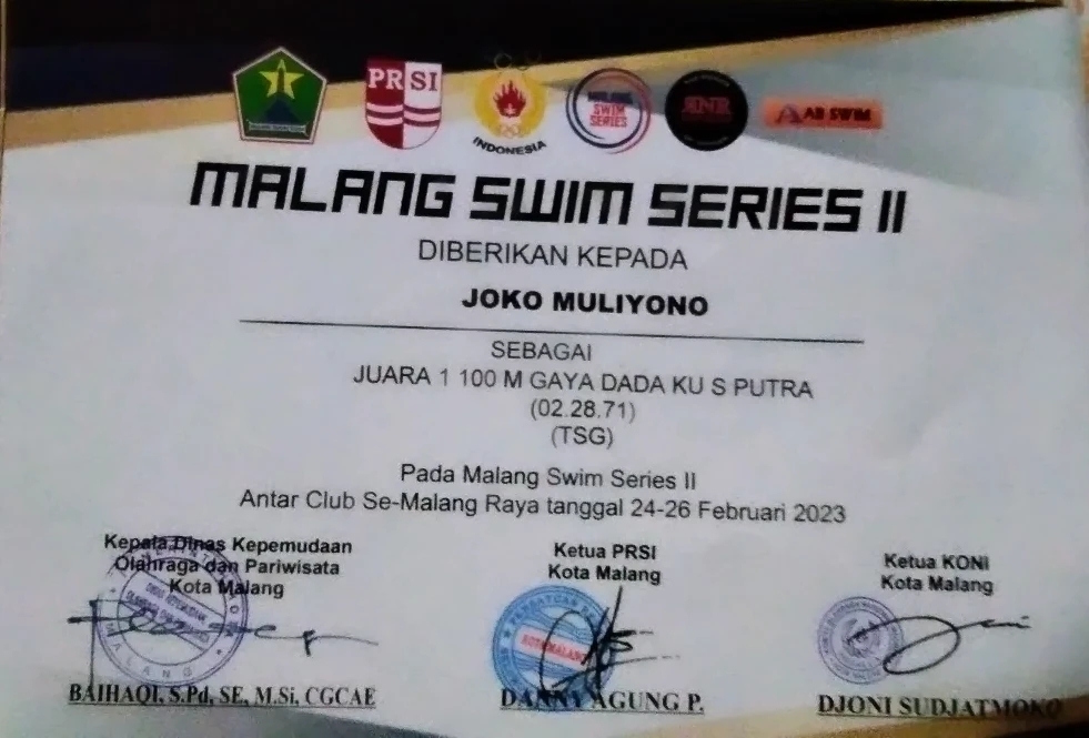 Juara 1 Renang 100m gaya dada Ku S Putra, antar club se Malang raya