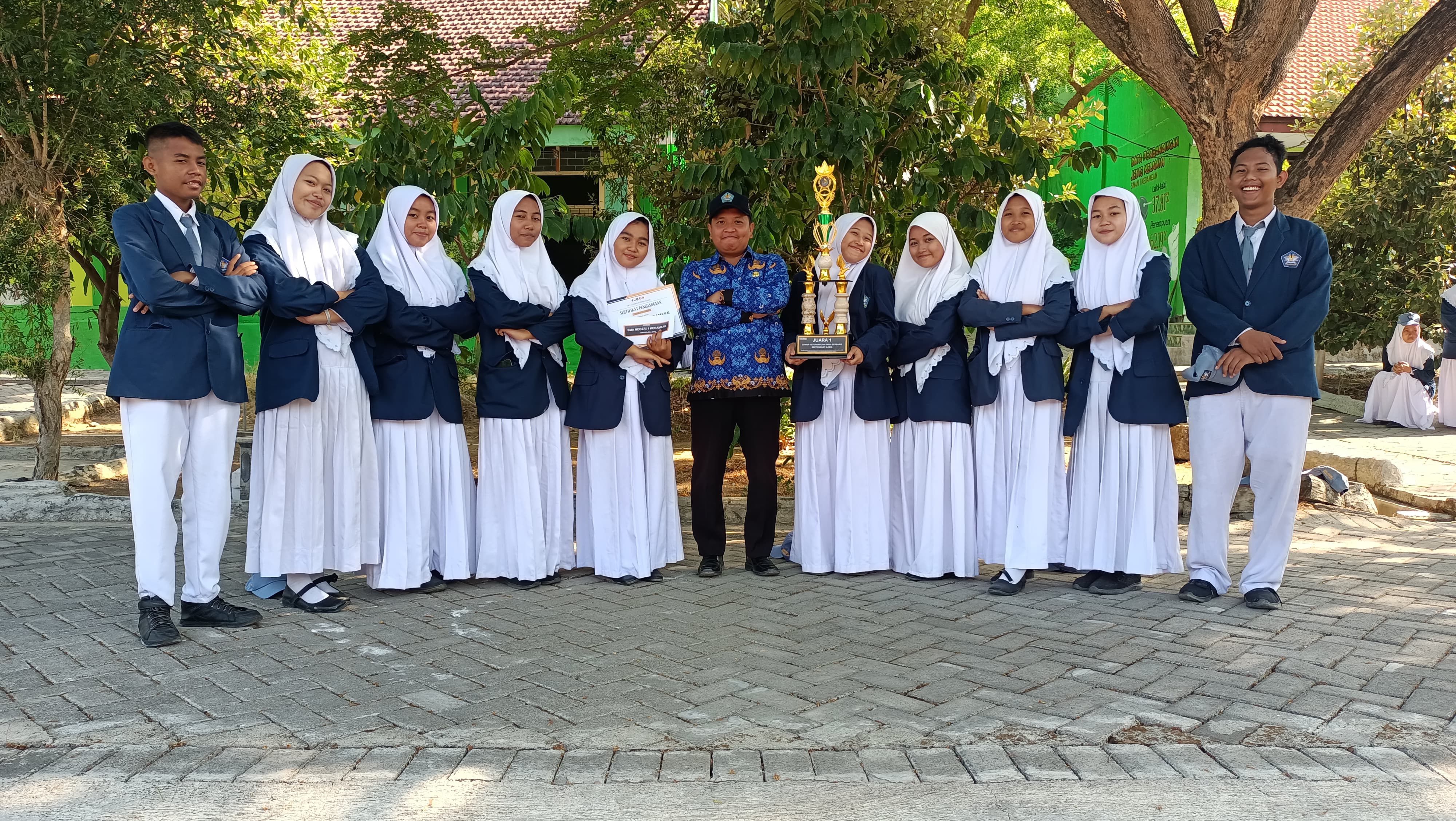 Lomba Keterampilan Baris Berbaris Bertingkat   dalam Gebyar Dies Natalis ASMARALOKA tingkat Gerbang Kertasusila