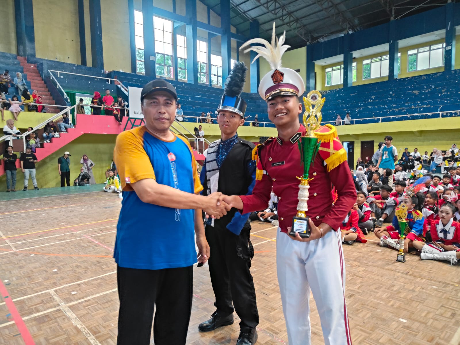 Kejurkab XXI Persatuan Drum Band Indonesia (P.D.B.I) Indonesia Drum Band Association Banyuwangi. Juara 2 Padarampak