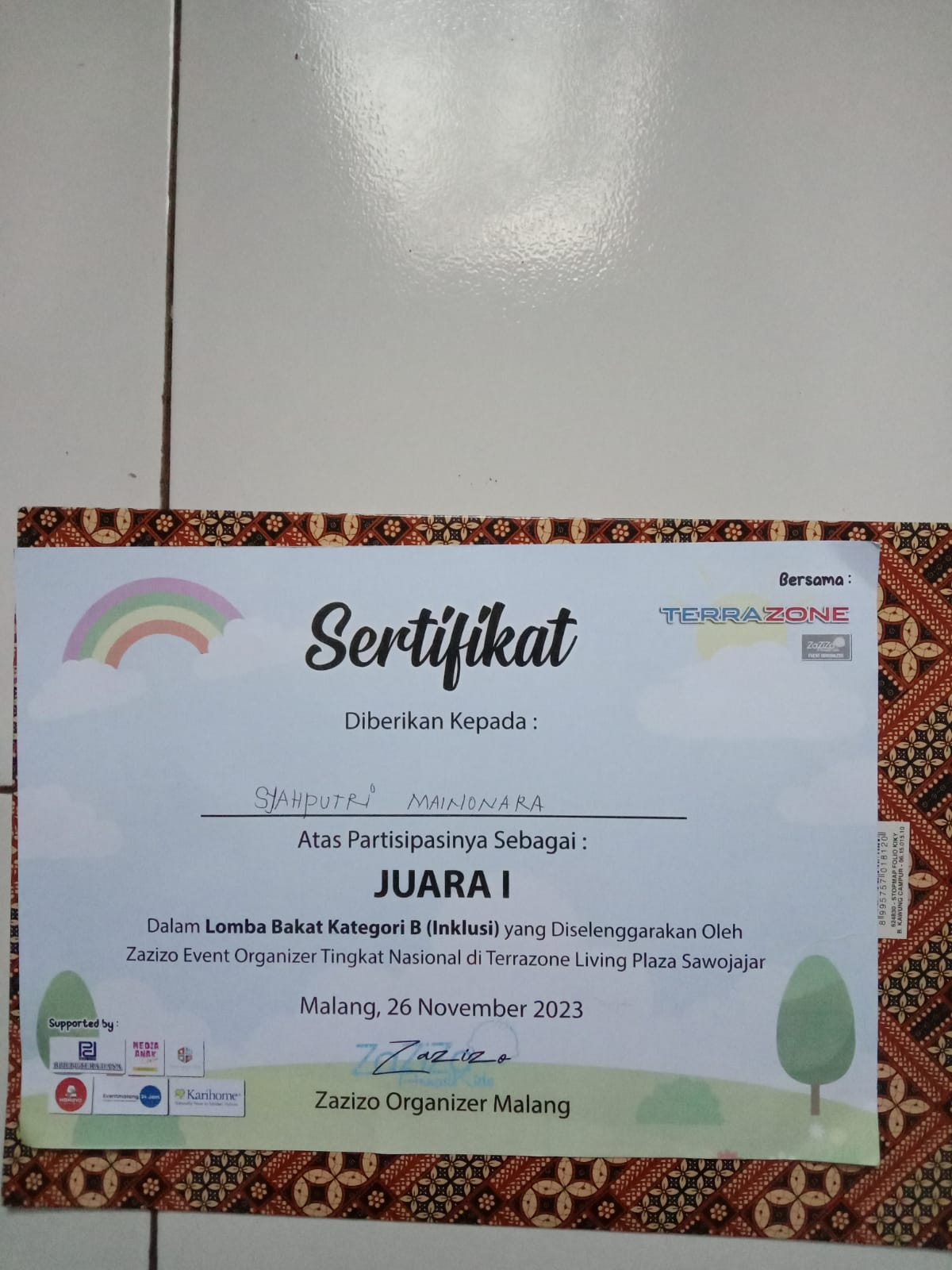 Juara 1 Lomba Bakat Kategori B (Inklusi)