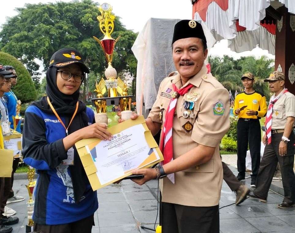 Gudep Unggul Tingkat SMA/SMK Kwartir Cabang Gerakan Pramuka Magetan