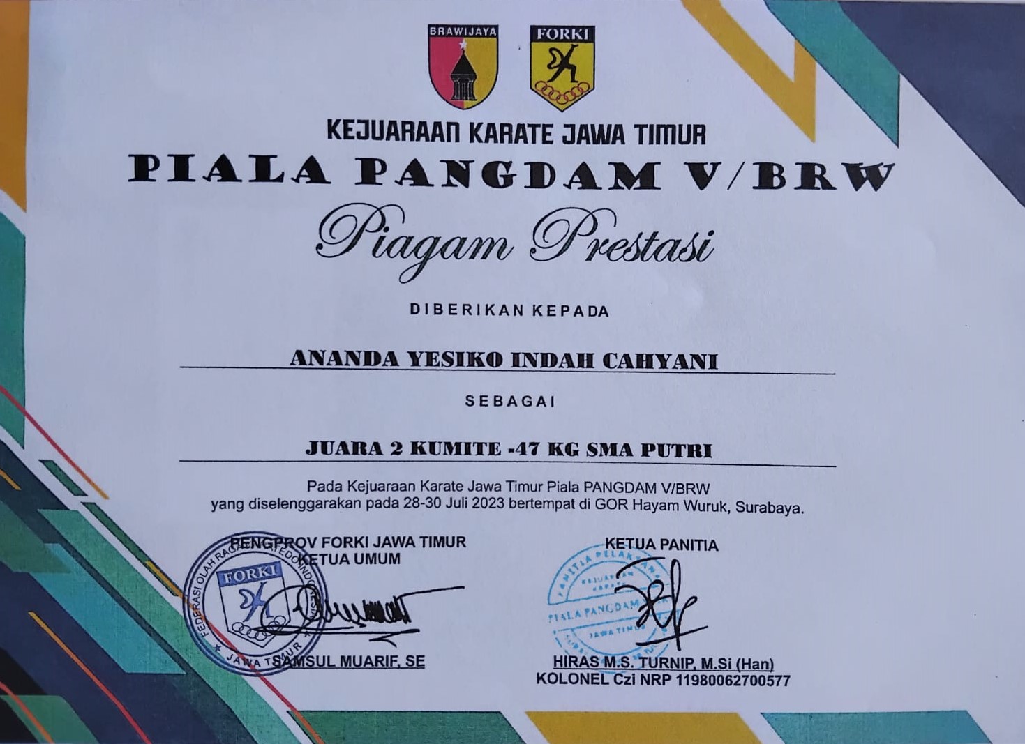 Kejuaraan Karate Jawa Timur PiAla Pangdam V/BRW kUMITE -47 Kg SMA Putri