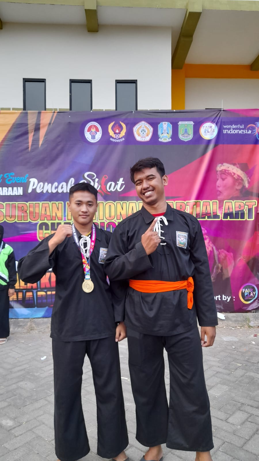 PENCAK SILAT TANDING JUNIOR/SMA PUTRA KELAS E