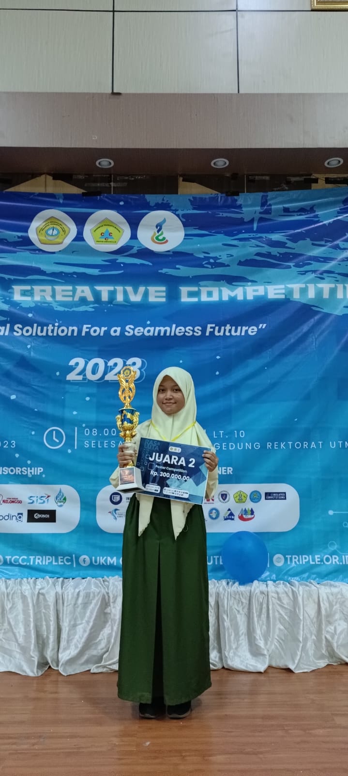 Juara II lomba poster antar pelajar tingkat Jawa Timur di UTM