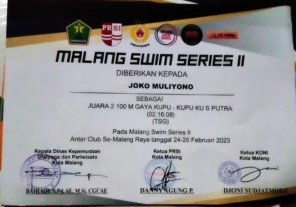 Juara 2 Renang 100m gaya Kupu kupu,KU S Putra, antar club se Malang Raya