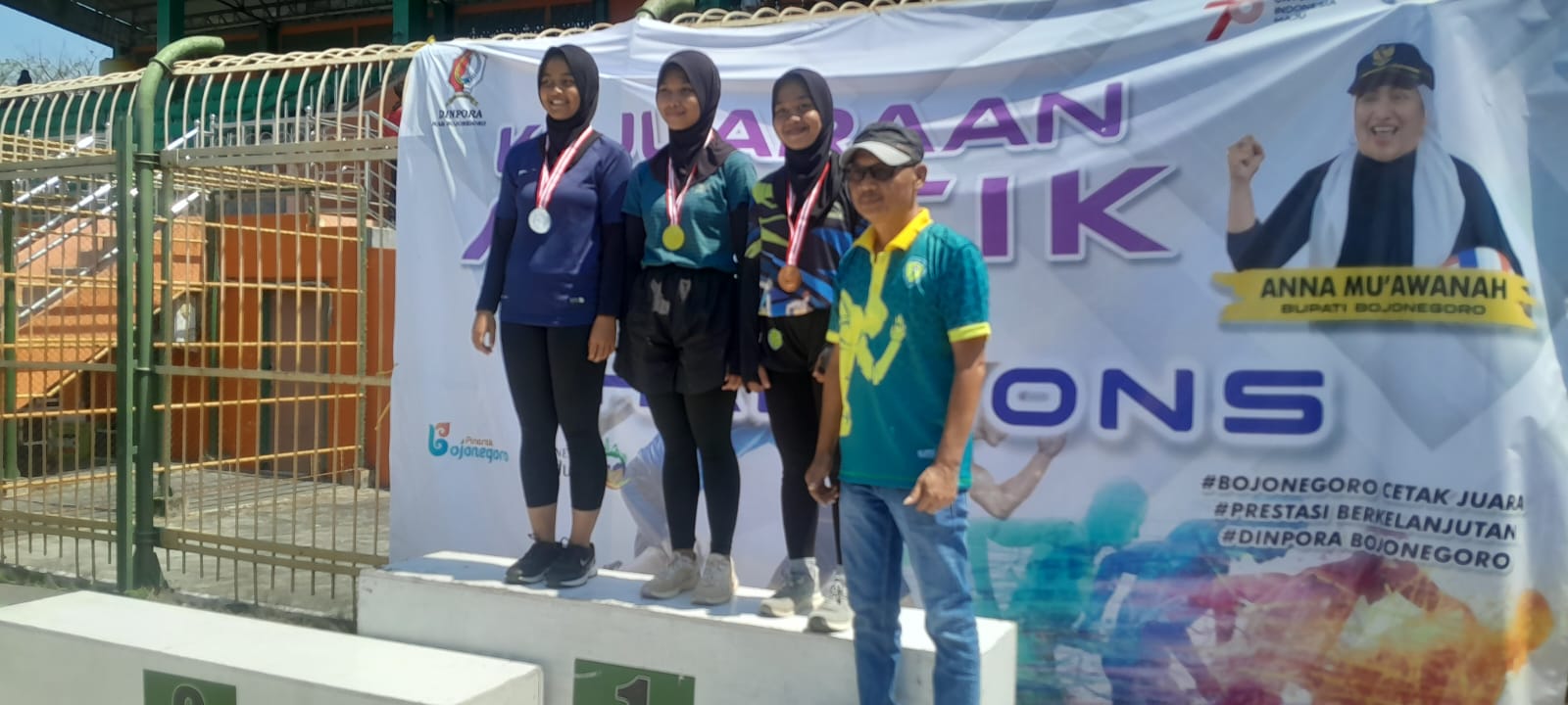 KEJUARAAN ATLETIK BUPATI CUP