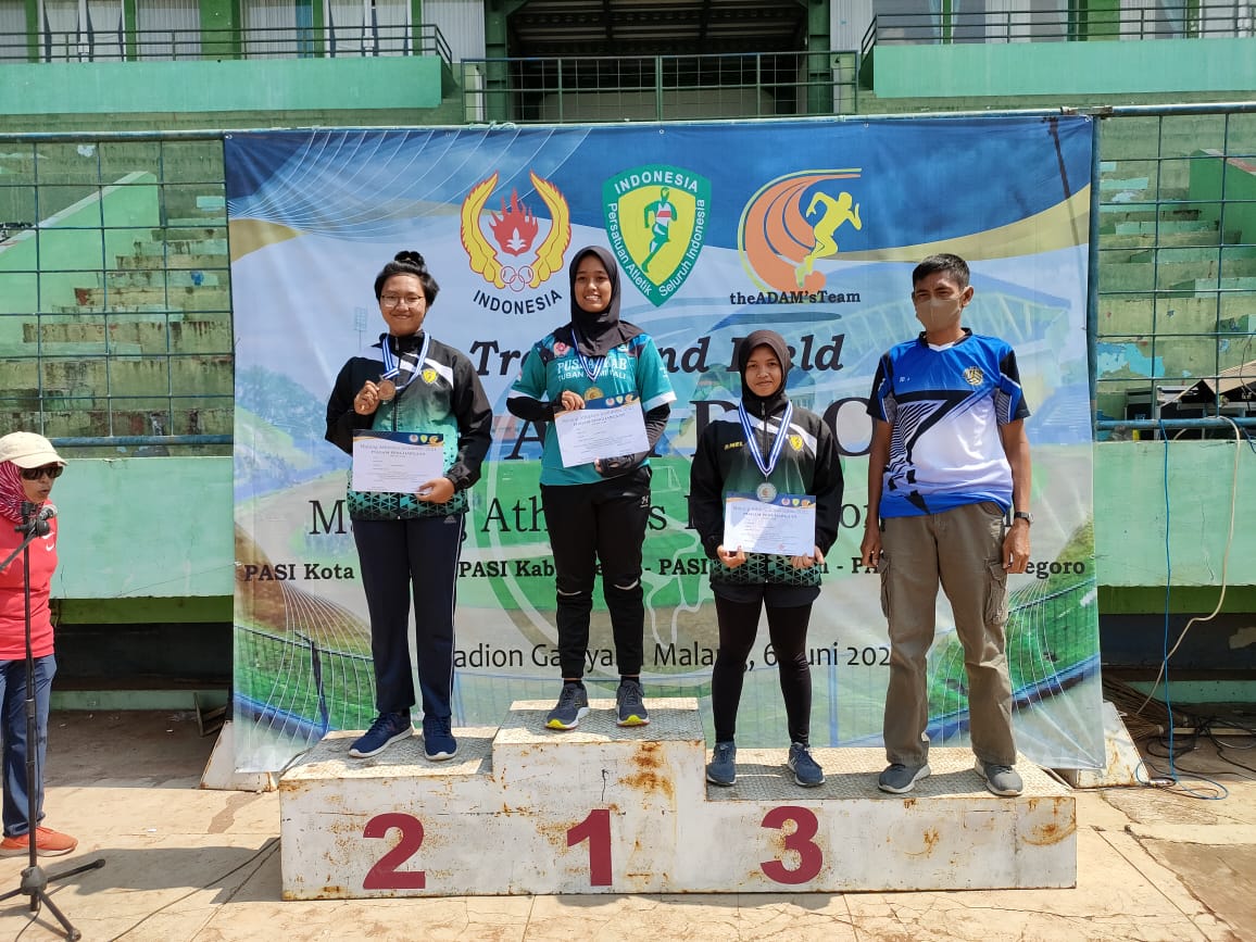 KEJUARAAN ATLETIK PORPROV DI MALANG