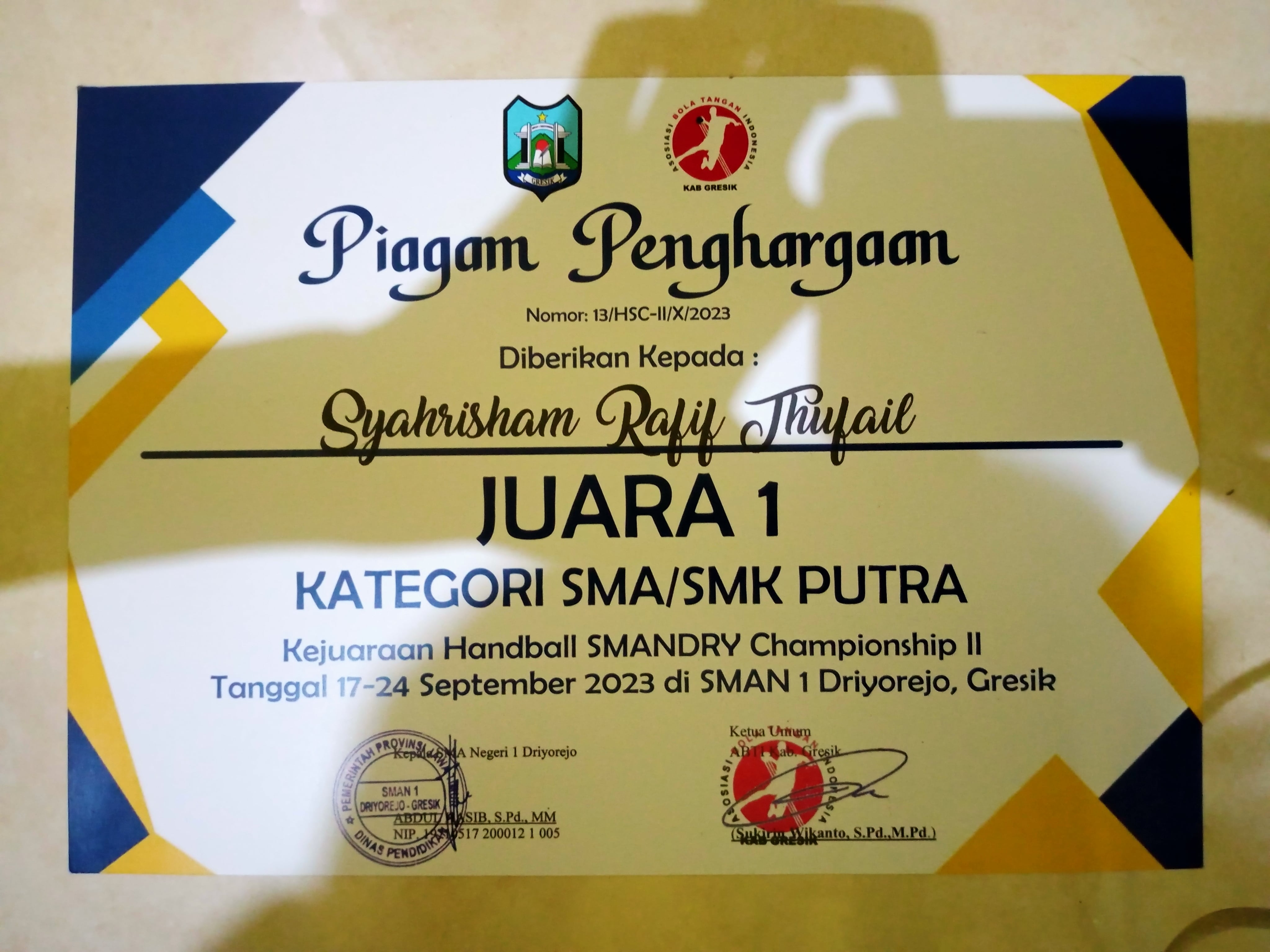 JUARA 1 LOMBA HANDBALL