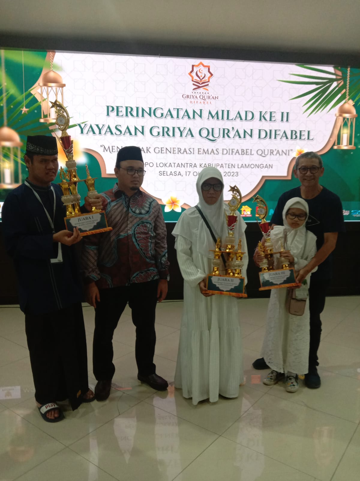 Juara 2 Lomba MTQ (Musabaqah Tilawatil Quran)