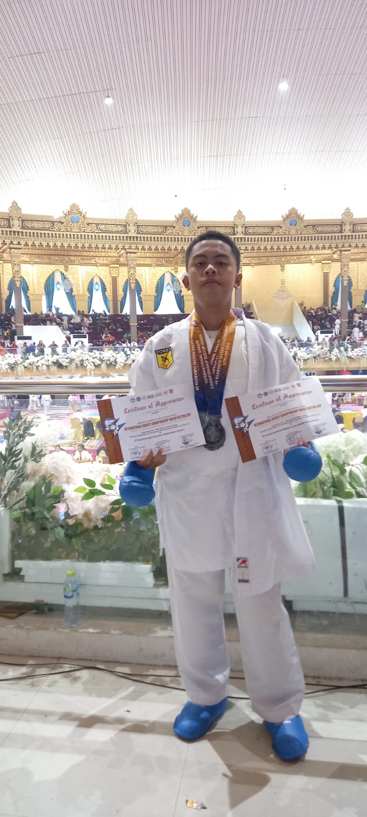  juara 2 karate kata SMA putra dan karate kumite 70 kg SMA putra 