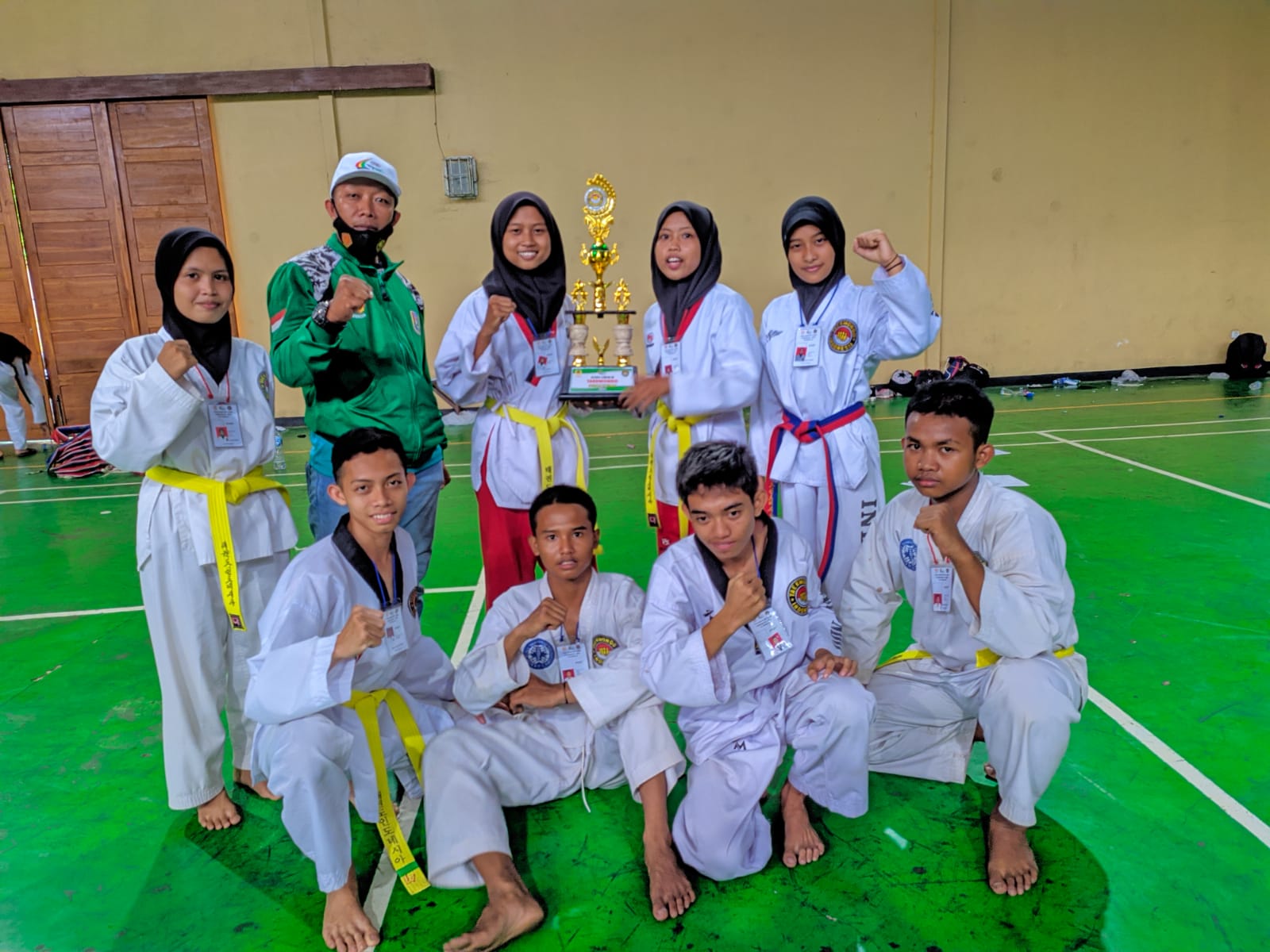 KEJUARAAN TAE KWONDO PORKAB-POOMSAE PUTRI JUNIOR