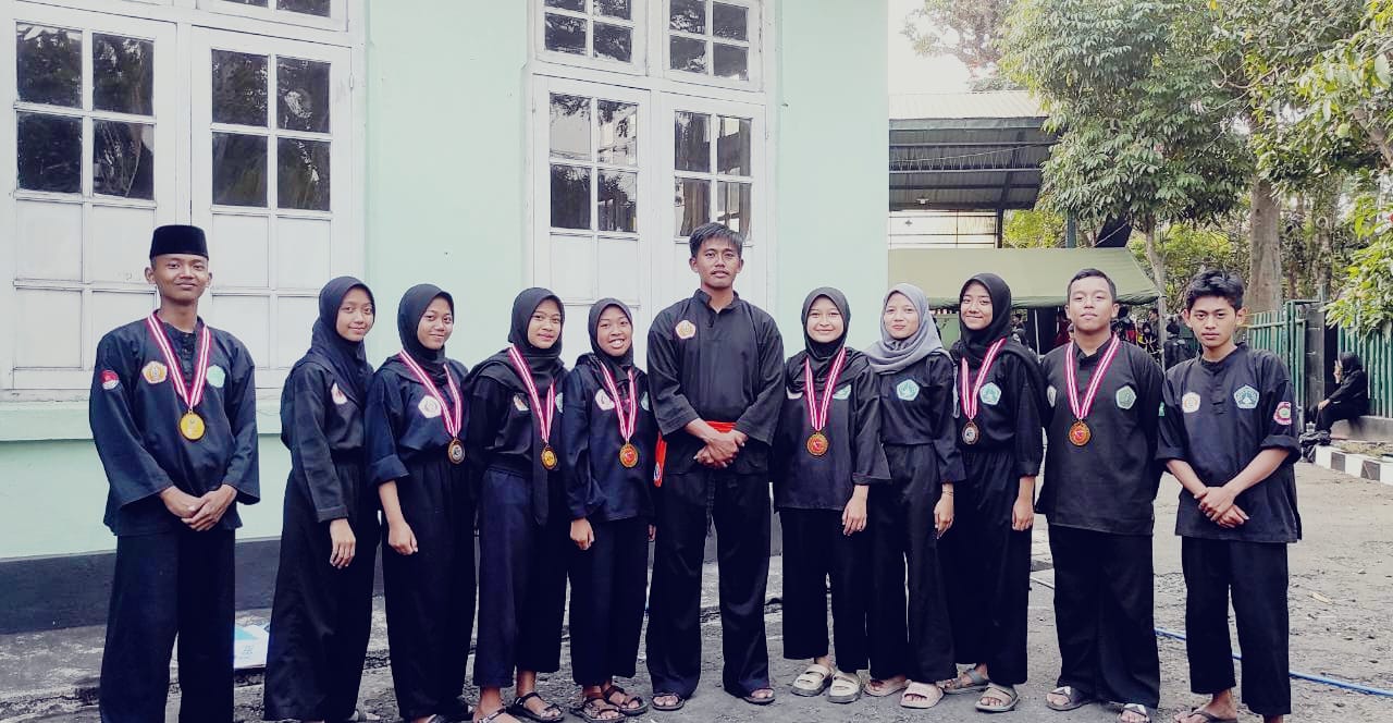 Kejuaraan Pencak Silat Antar Pelajar se-Kota Malang Kategori Remaja Putri Kelas D