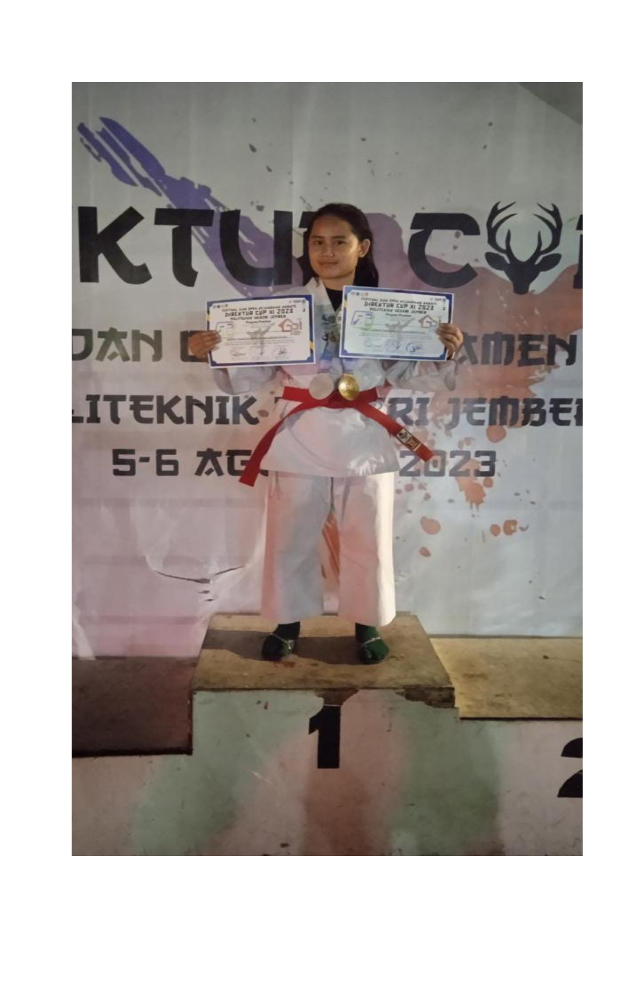 Juara 1 Kumite Perorangan -53kg Junior Putri