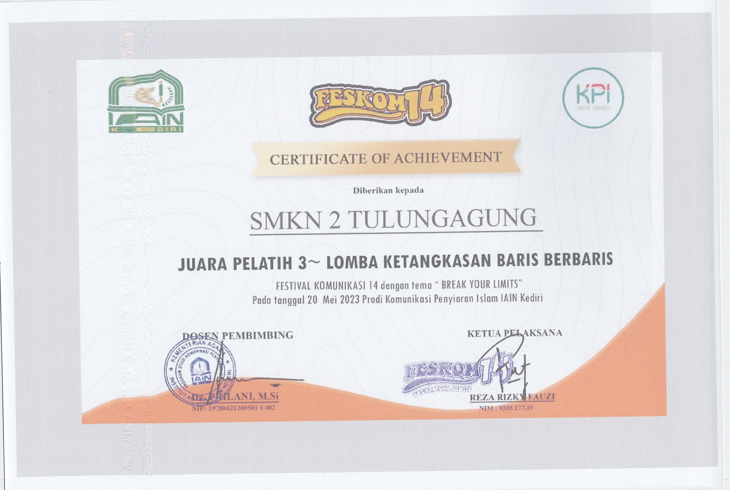 JUARA PELATIH 3 LOMBA KETANGKASAN BARIS BERBARIS