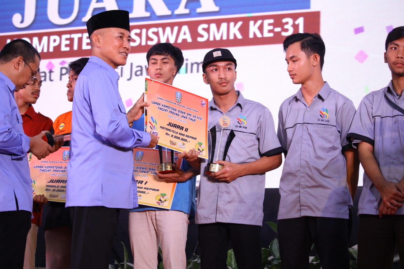 Lomba Kompetensi Siswa SMK Ke XXXI Tingkat Provinsi Jawa Timur Motorcycle and Repair