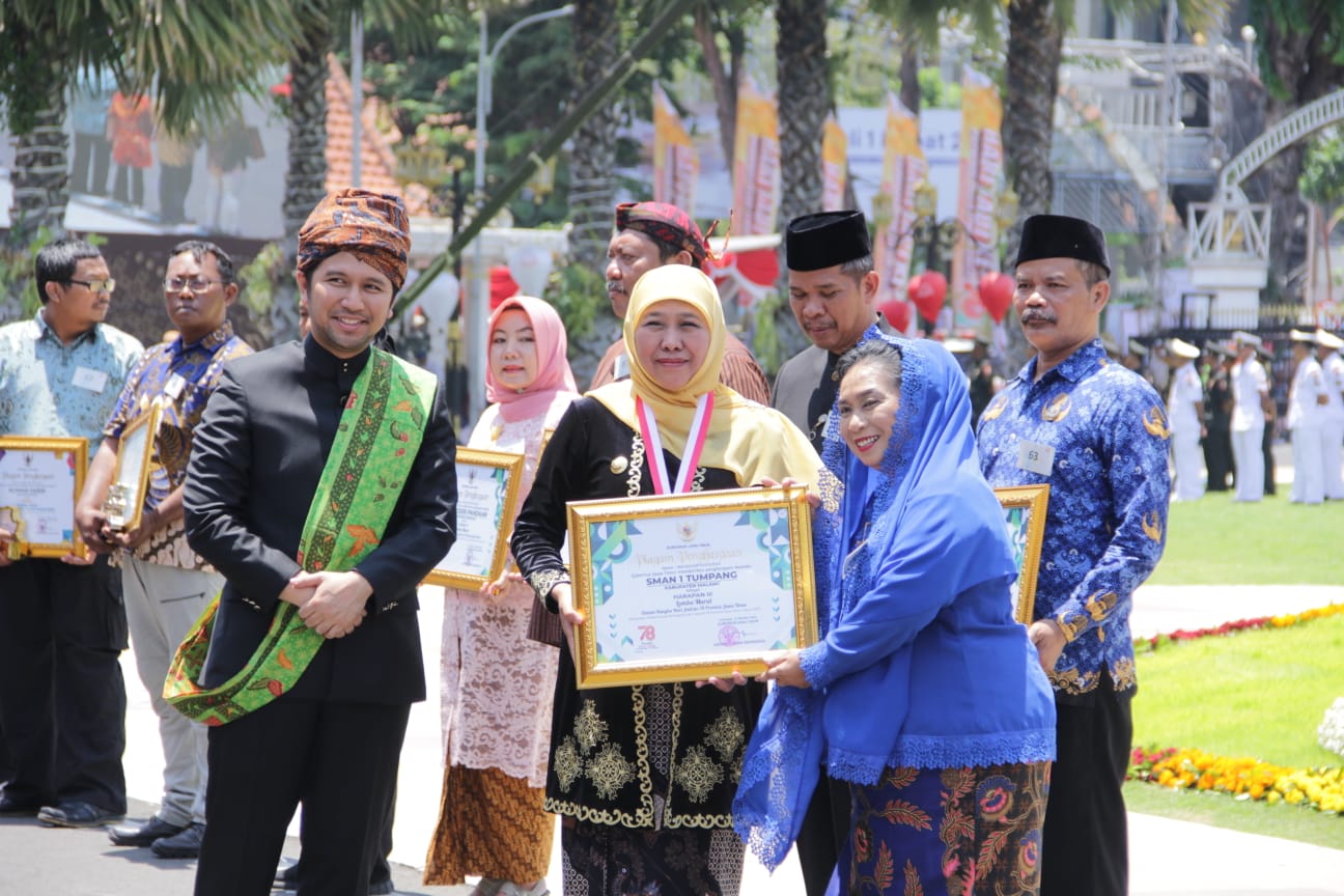 LOMBA MURAL DALAM RANGKA MEMPERINGATI HARI JADI PROVINSI JAWA TIMUR