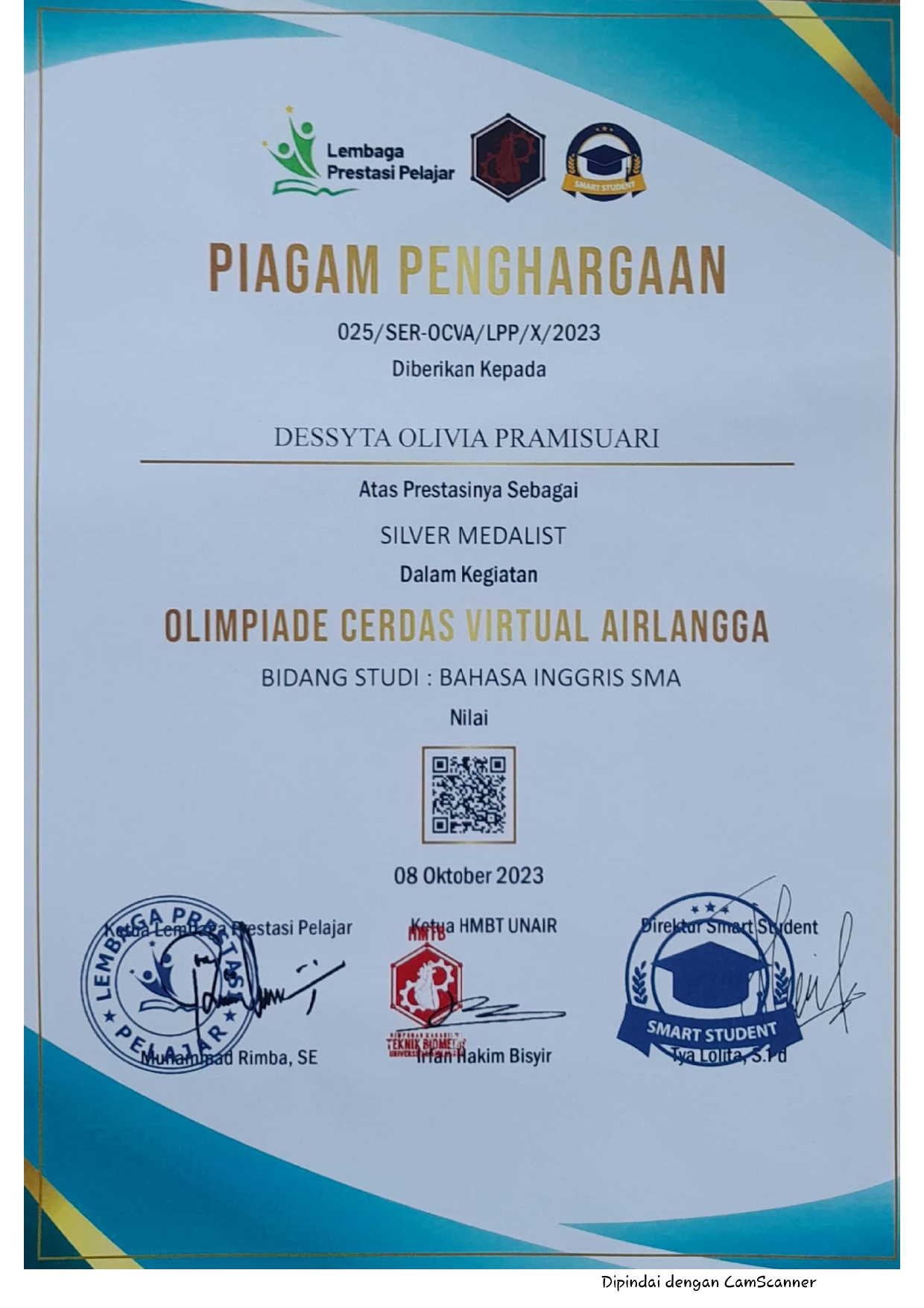 Peraih Medali Perak dalam Olimpiade Cerdas Virtual Airlangga bidang Bahasa Inggris