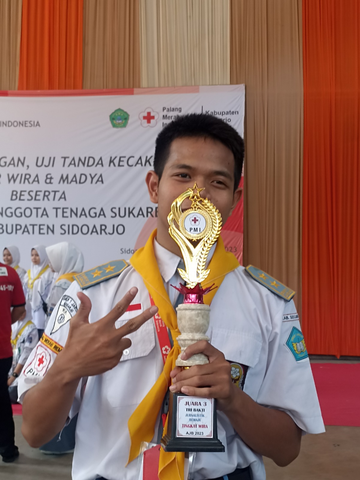 Lomba AJB Jurnalistik Palang Merah Indonesia SidoarjoLomba AJB Jurnalistik Palang Merah Indonesia Sidoarjo