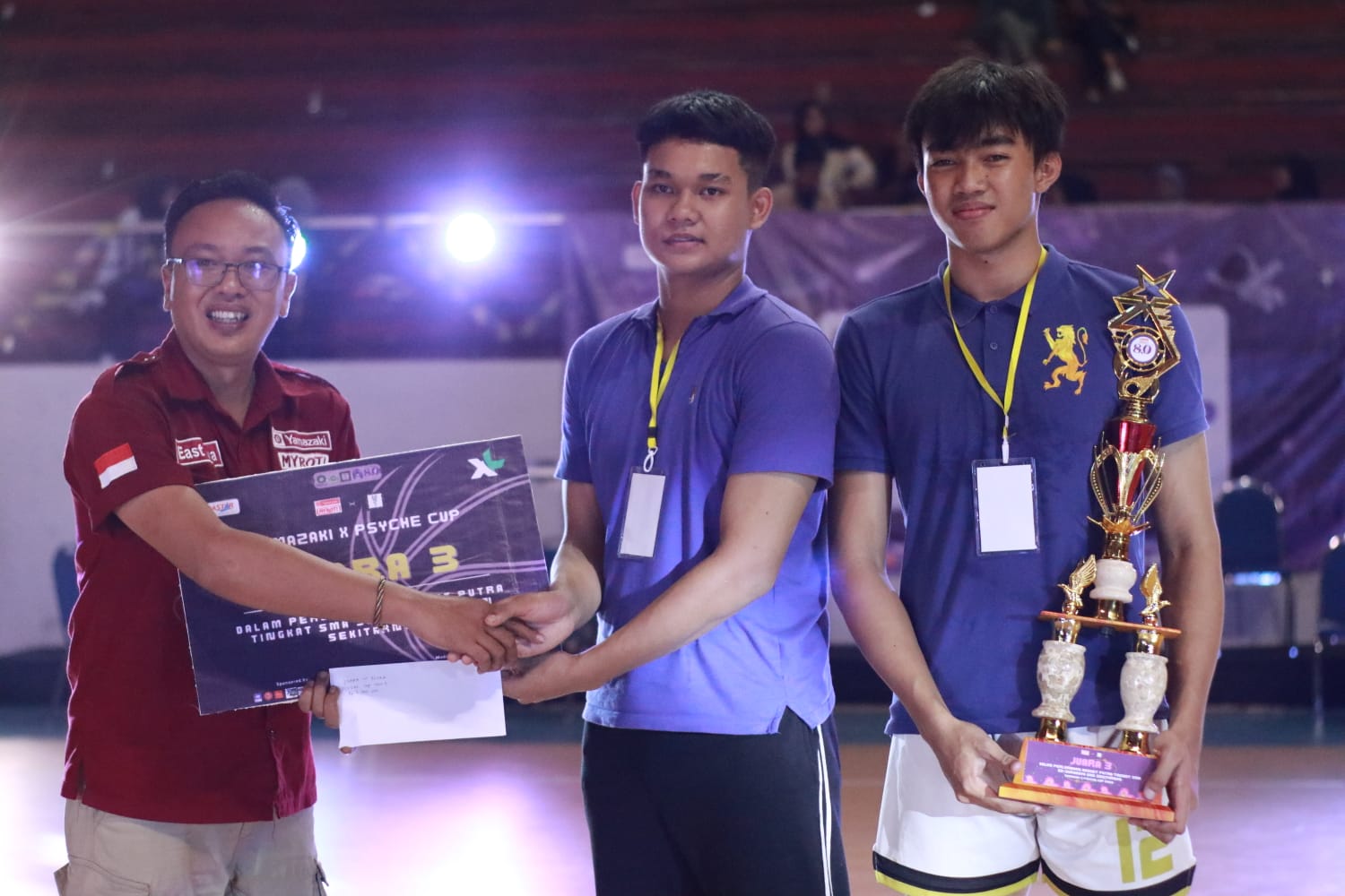 PERLOMBAAN BASKET PUTRA YAMAZAKI X PSYCHE CUP TINGKAT SMA SE - SURABAYA DAN SEKITARNYA 