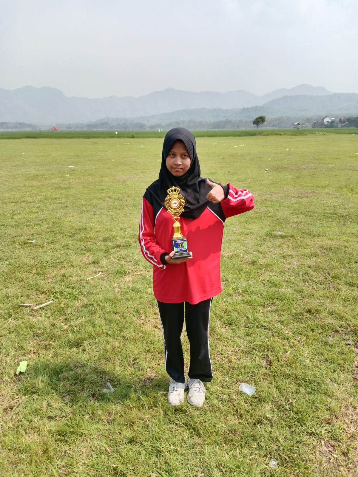 Juara 1 Lomba Lompat Jauh SMPLB/SMALB Putri Tingkat Kabupaten Tahun 2023