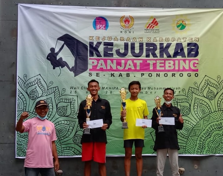 LOMBA PANJAT TEBING SE KABUPATEN PONOROGO