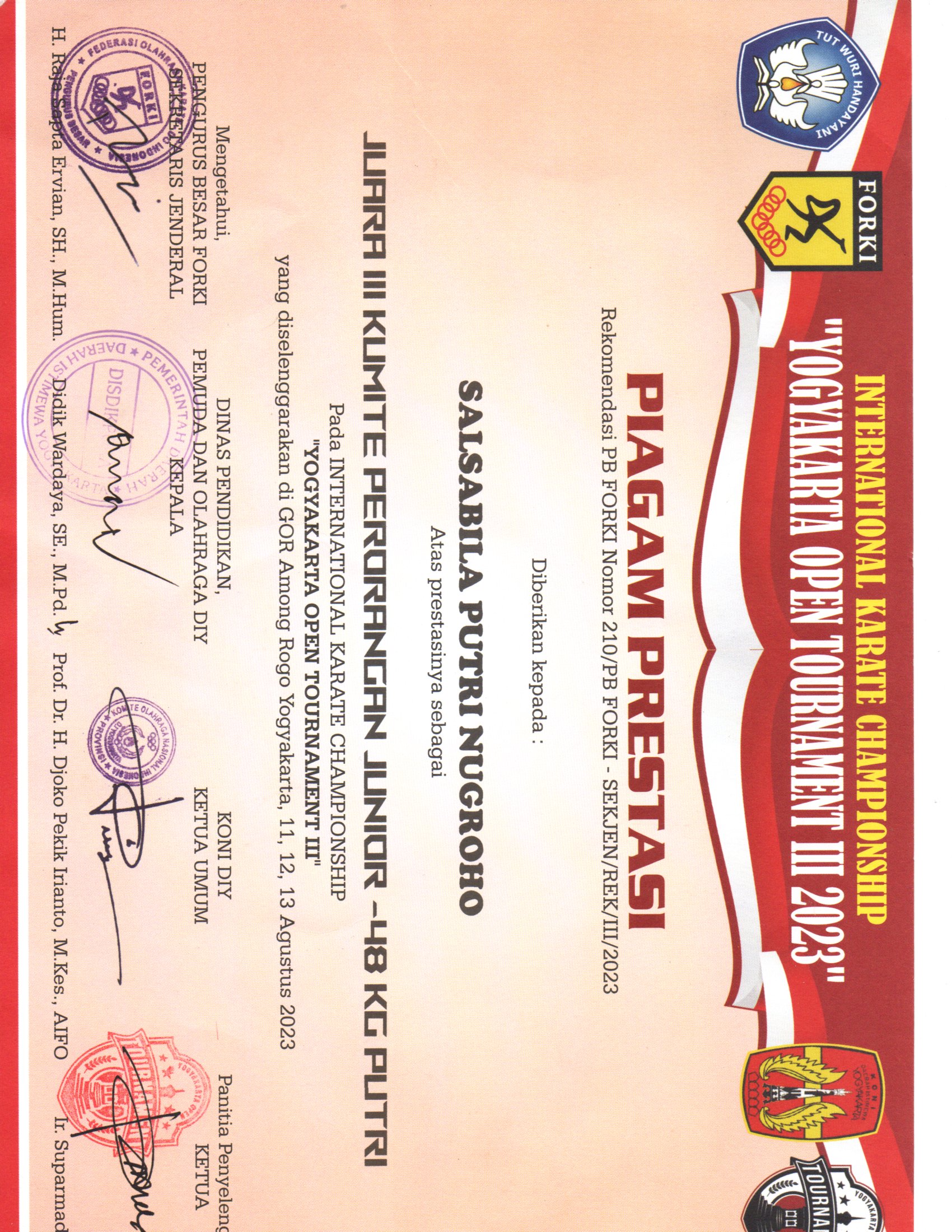 JUARA 3 KUMITE -48Kg JUNIOR PUTRI