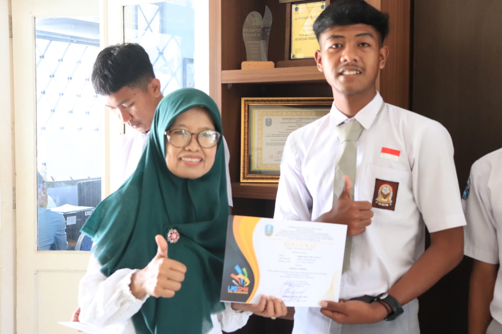 Lomba Kompetensi Siswa (LKS) Tingkat Kabupaten Bondowoso Bidang Lomba Autobodi Repair 