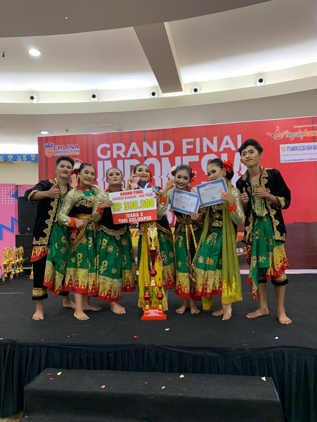 Juara 3 Grand Final Indonesia berbakat se jawa timur