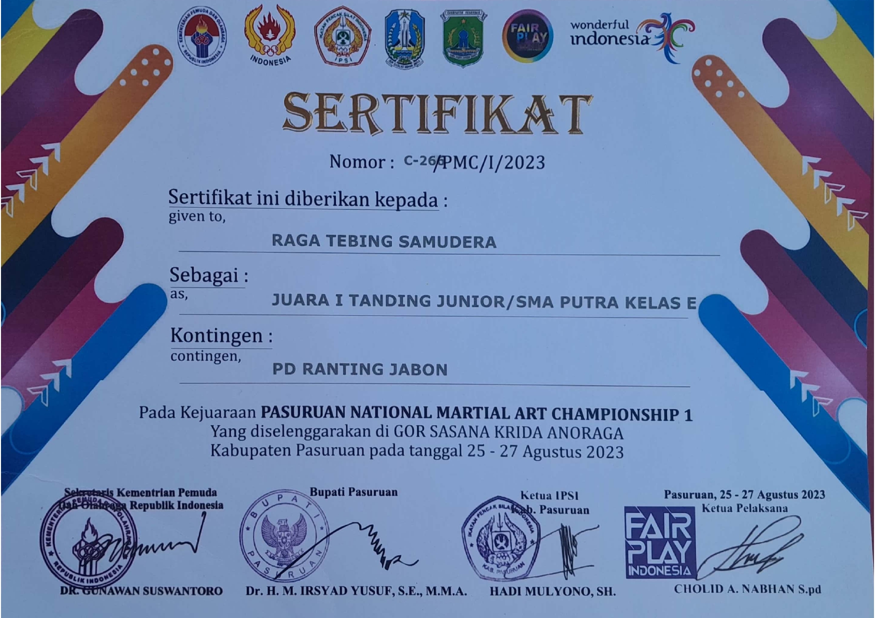 Juara 1 Tanding Junior/SMA Putra Kelas E pada Pasuruan National Martial Art Championship 1