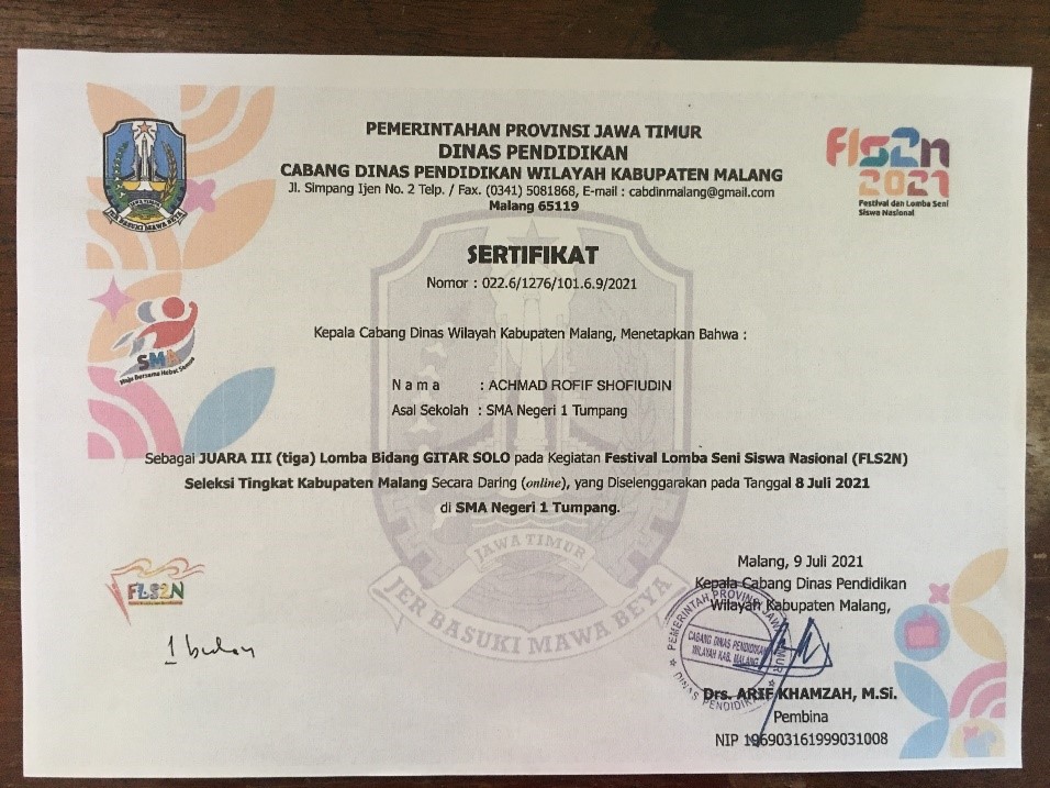 Juara 3 Lomba Bidang Gitar Solo Pada Kegiatan Festival Lomba Seni Siswa Nasional (FLS2N) Seleksi Tingkat Kabupaten Malang Secara Daring (Online) Yang Diselenggarakan Pada Tanggal 8 Juli 2021 