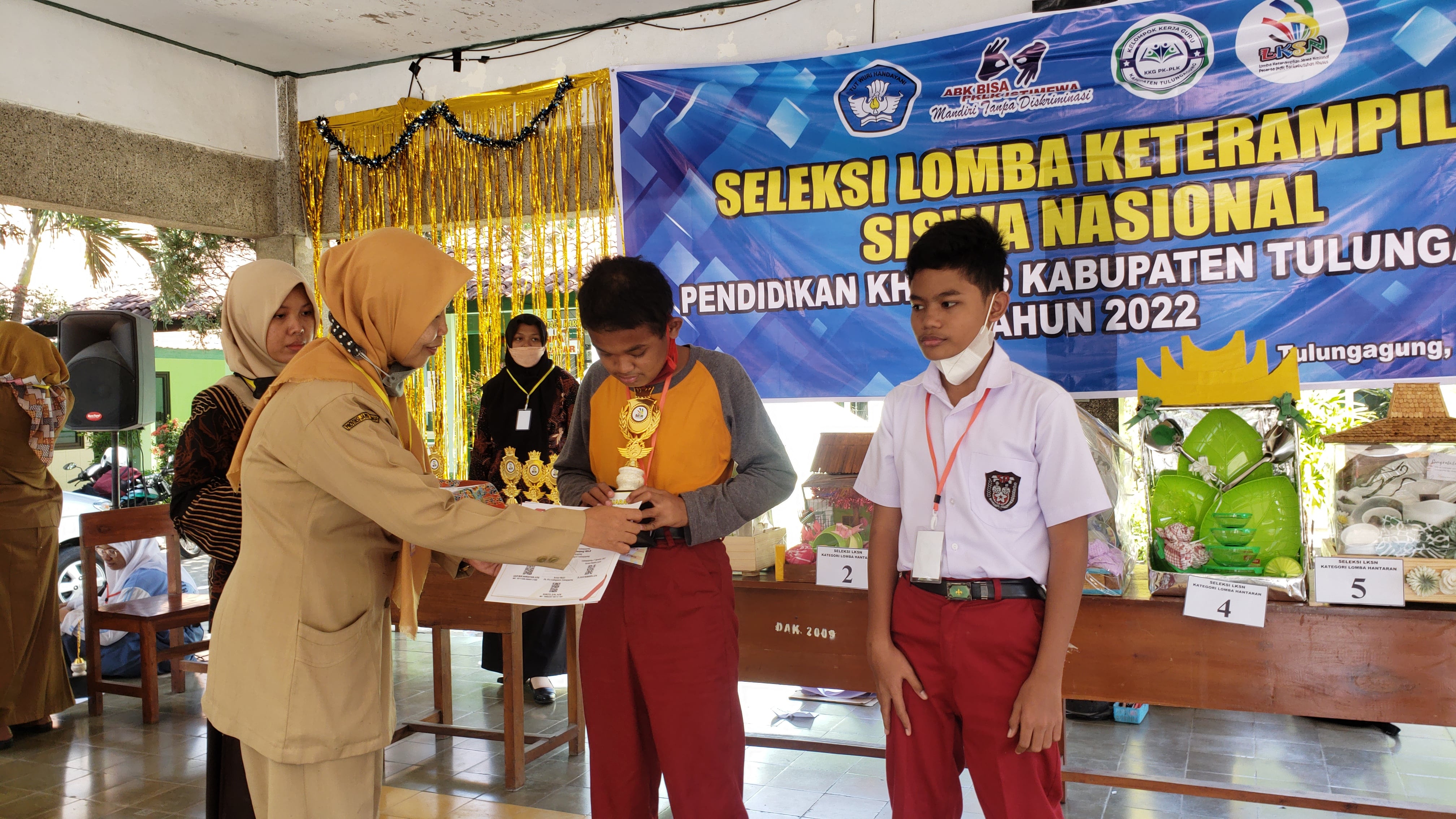 Lomba Keterampilan Siswa Nasional Kategori Lomba Hantaran