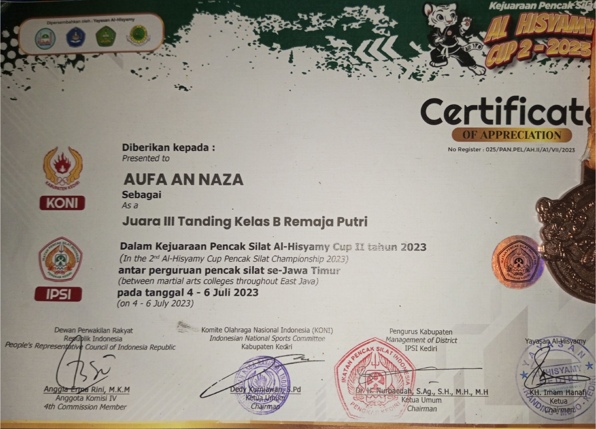 JUARA III TANDING KELAS B REMAJA PUTRI PADA KEJUARAAN PENCAK SILAT AL-HISYAMI CUP II TAHUN 2023