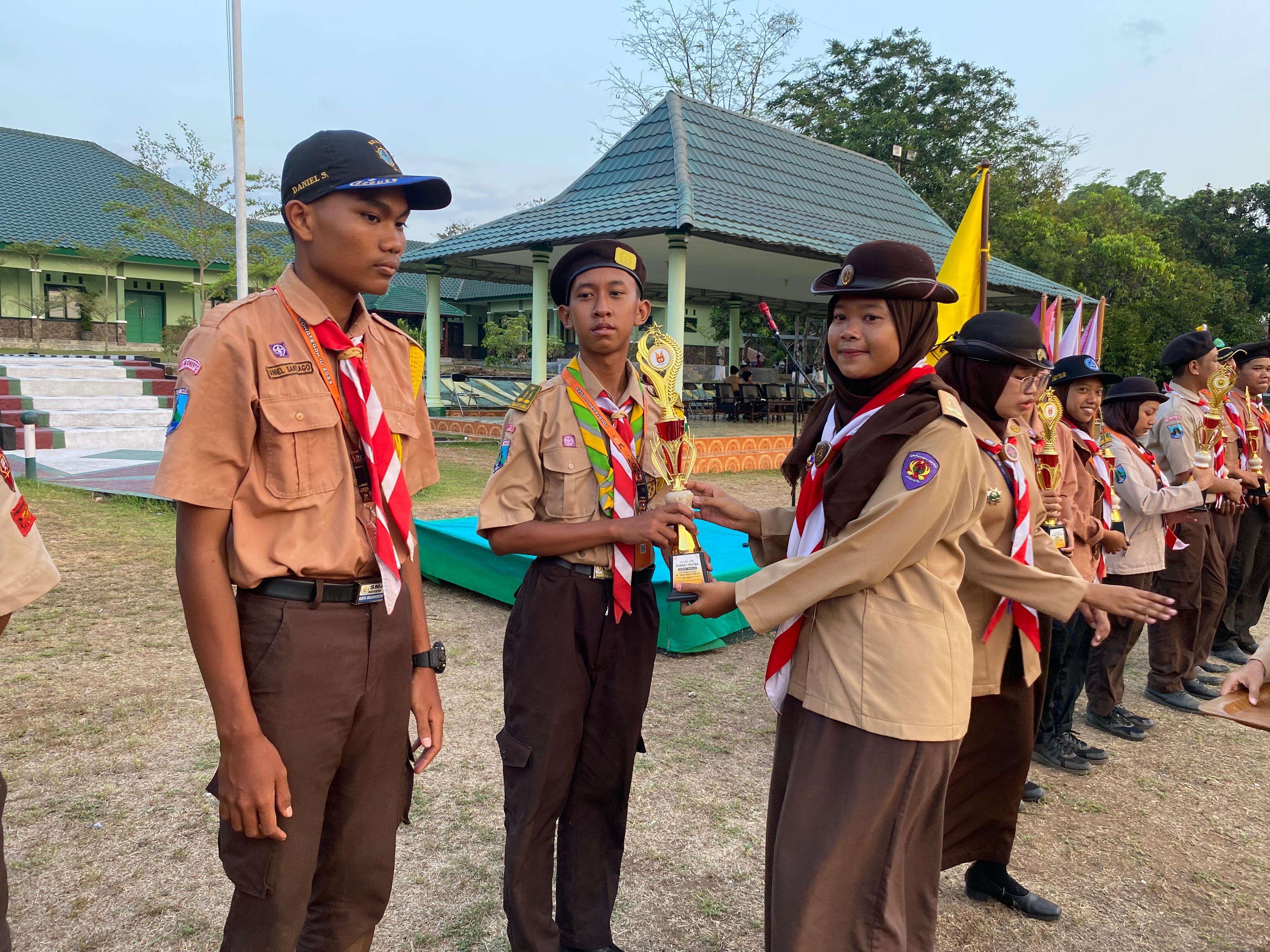 Juara 1 Lomba Cerdas Tangkas