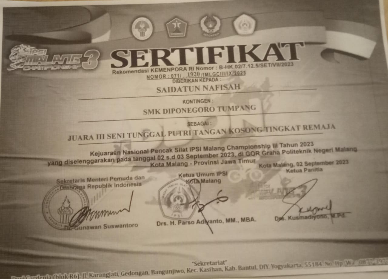 JUARA III SENI TUNGGAL PUTRI TANGAN KOSONG TINGKAT REMAJA