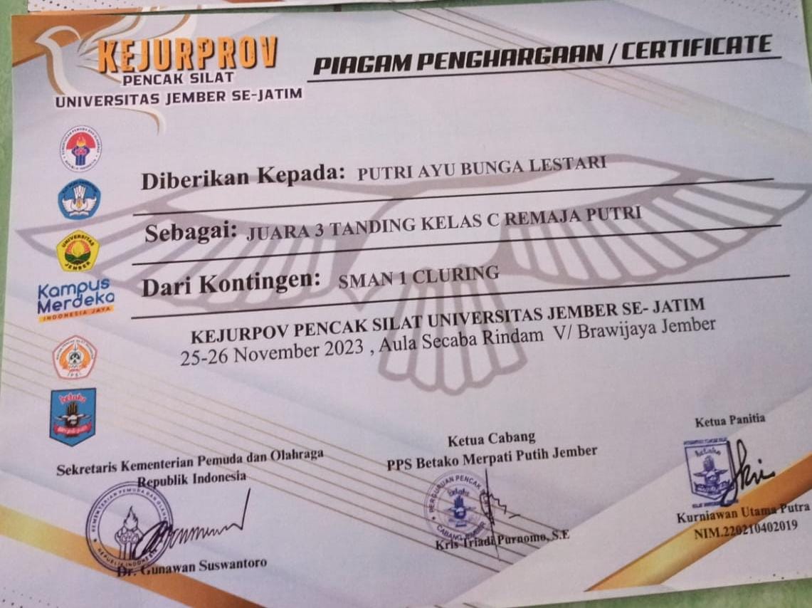 Juara III Tanding Kelas C Remaja Putri Kejurprov Pencak Silat Universitas Negeri Jember Se-Jatim