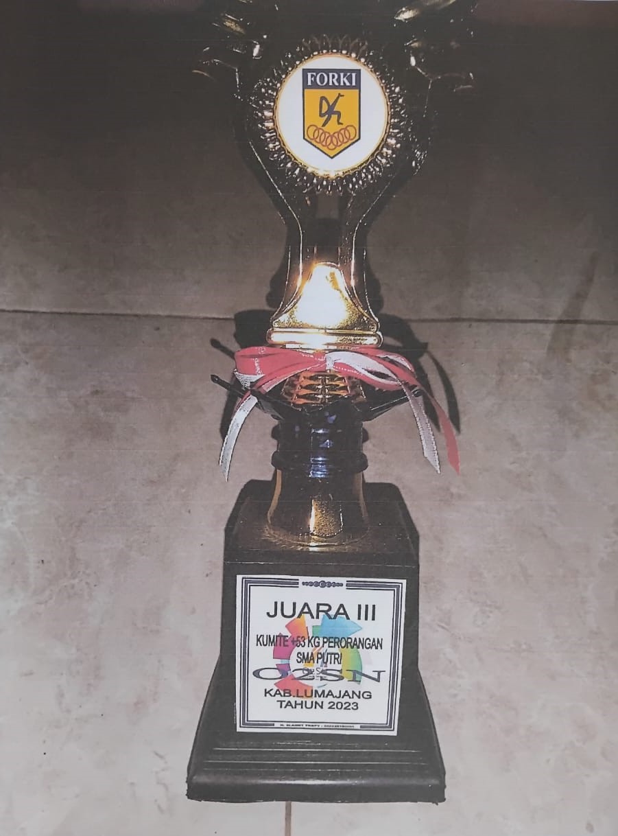 Olimpiade Olahraga Siswa Nasional (O2SN) Cabor Karate Putri 53 Kg Tk. SMA/MA Kab. Lumajang
