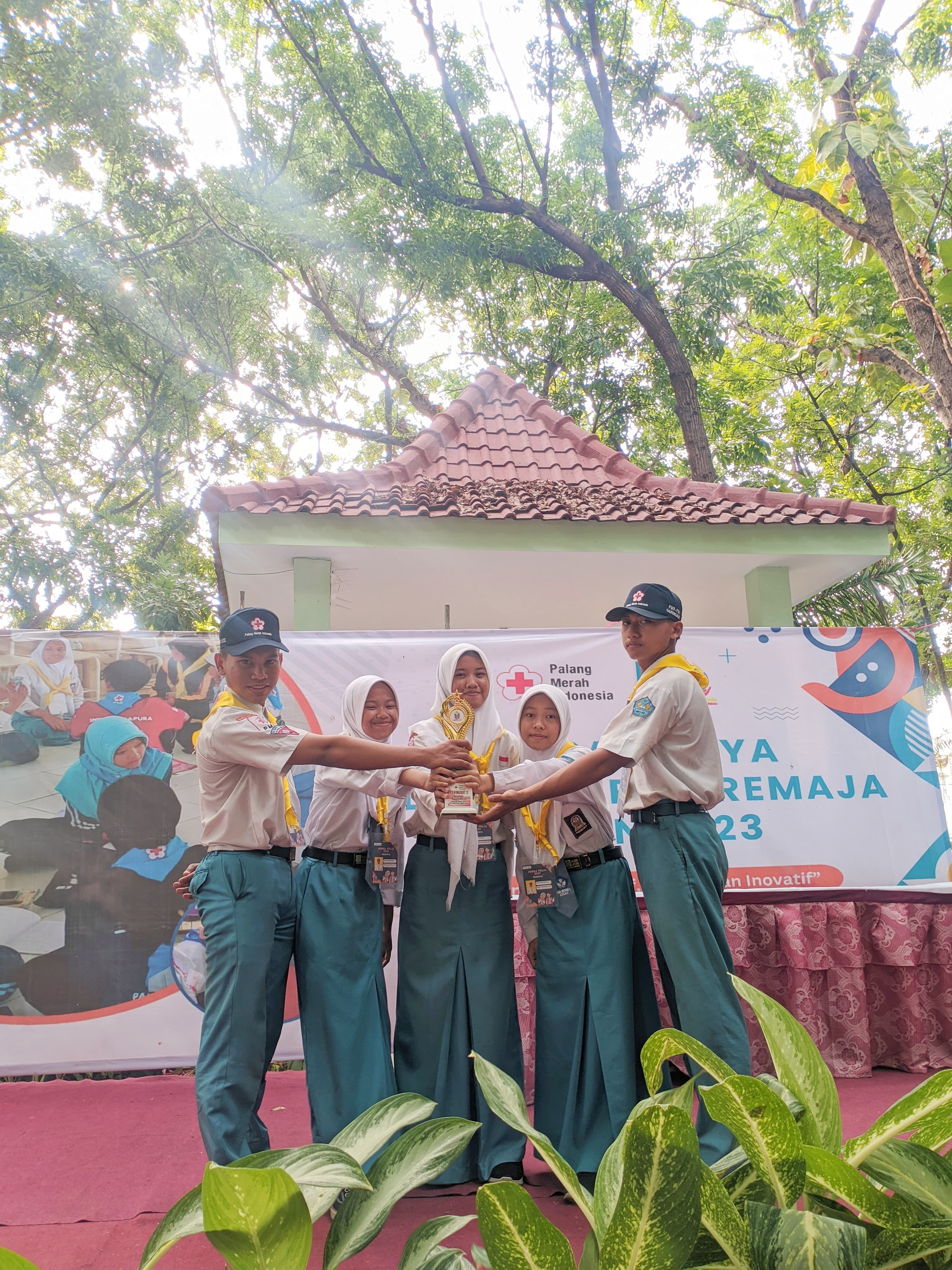 Lomba Simulasi Pertolongan Pertama Pada Kegiatan Jumpa Karya PMR Kabupaten Probolinggo