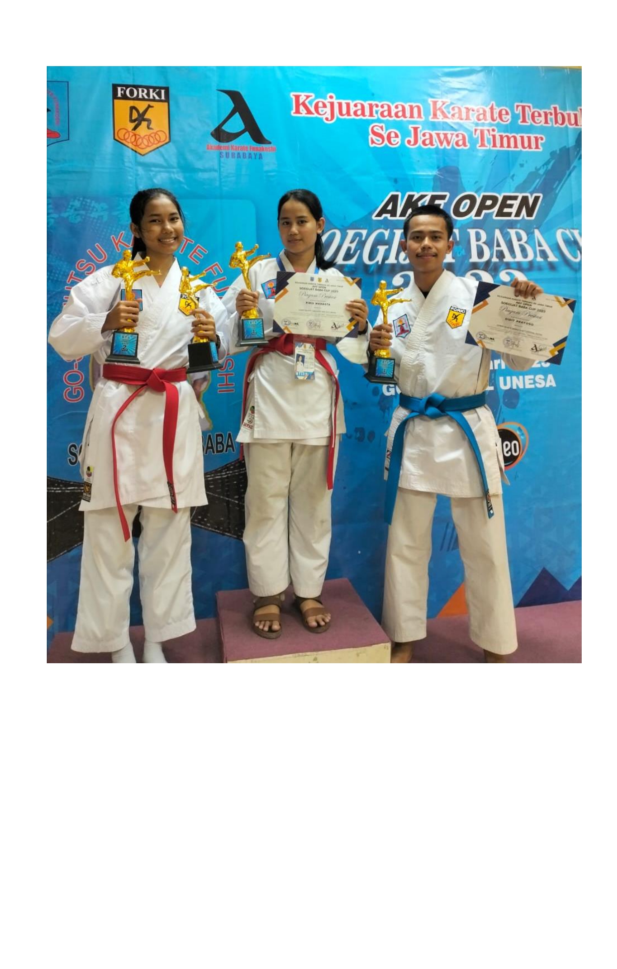 Juara 1 Kumite bebas Putra Usia 18-20 tahun, Kejuaraan Karate Terbuka UNESA, 29 Januari 2023