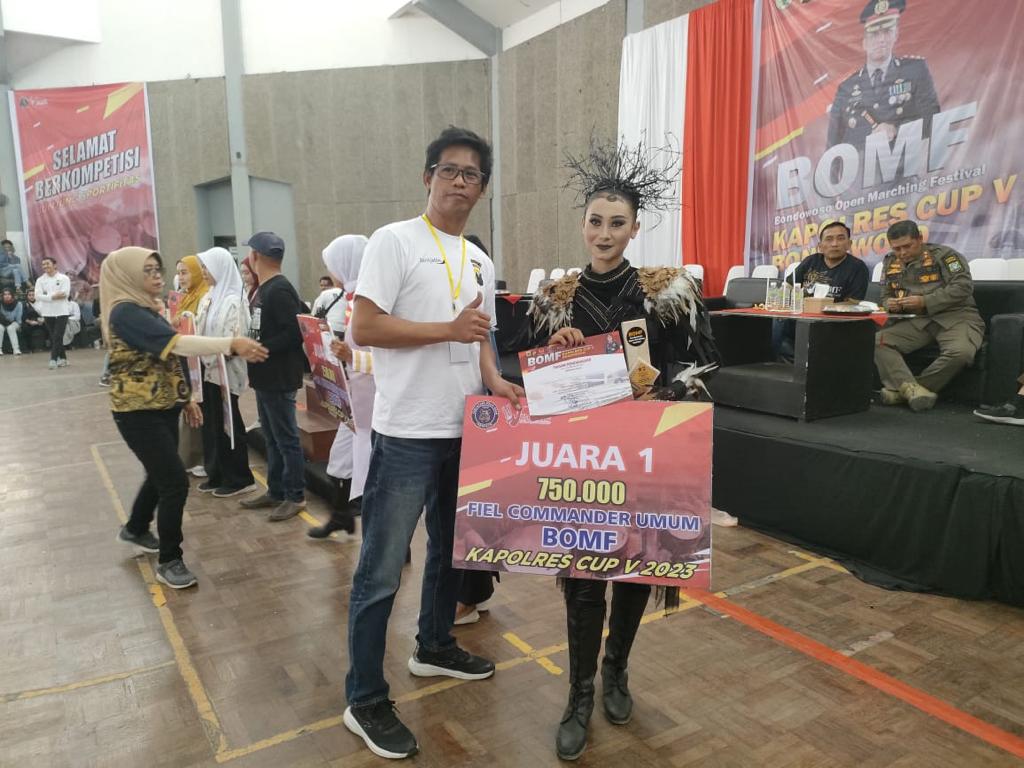 Juara 1 Lomba Unjuk Gelar Parade Drumband Kapolres Cup