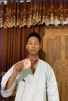 JUARA 3 KARATE KATA PERORANGAN JUNIOR  KEJUARAAN KARATE DPRD MALANG CUP SE-JAWA TIMUR 