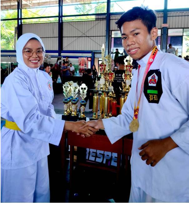 Lomba Tanding kelas G putra Remaja