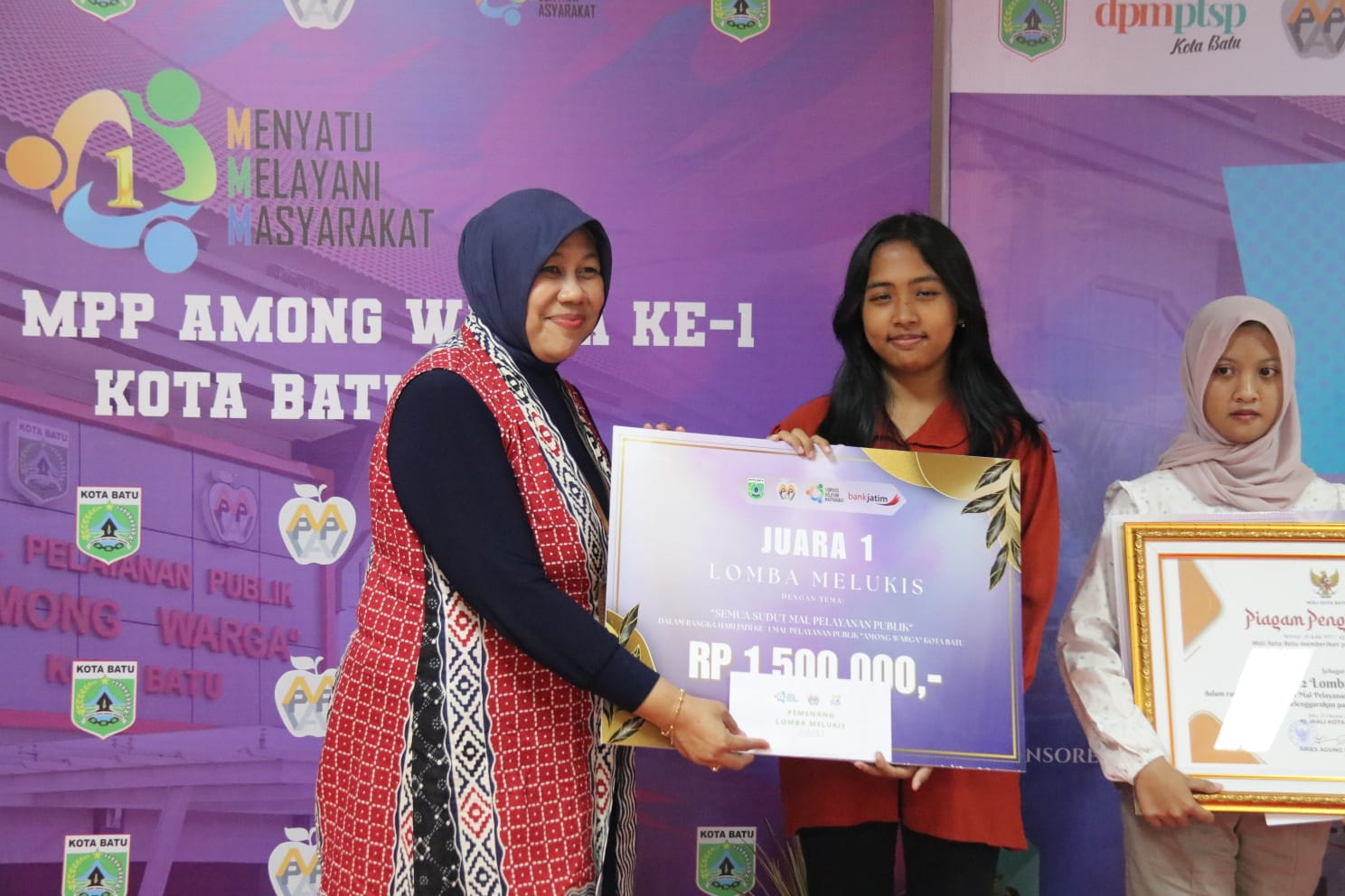 LOMBA MELUKIS