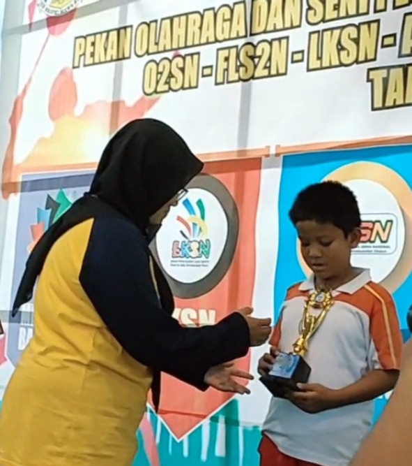 ABK CERIA CABANG LOMBA BULU TANGKIS